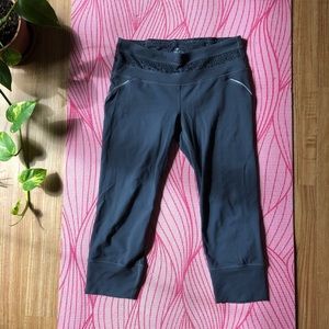 Athleta cropped leggings